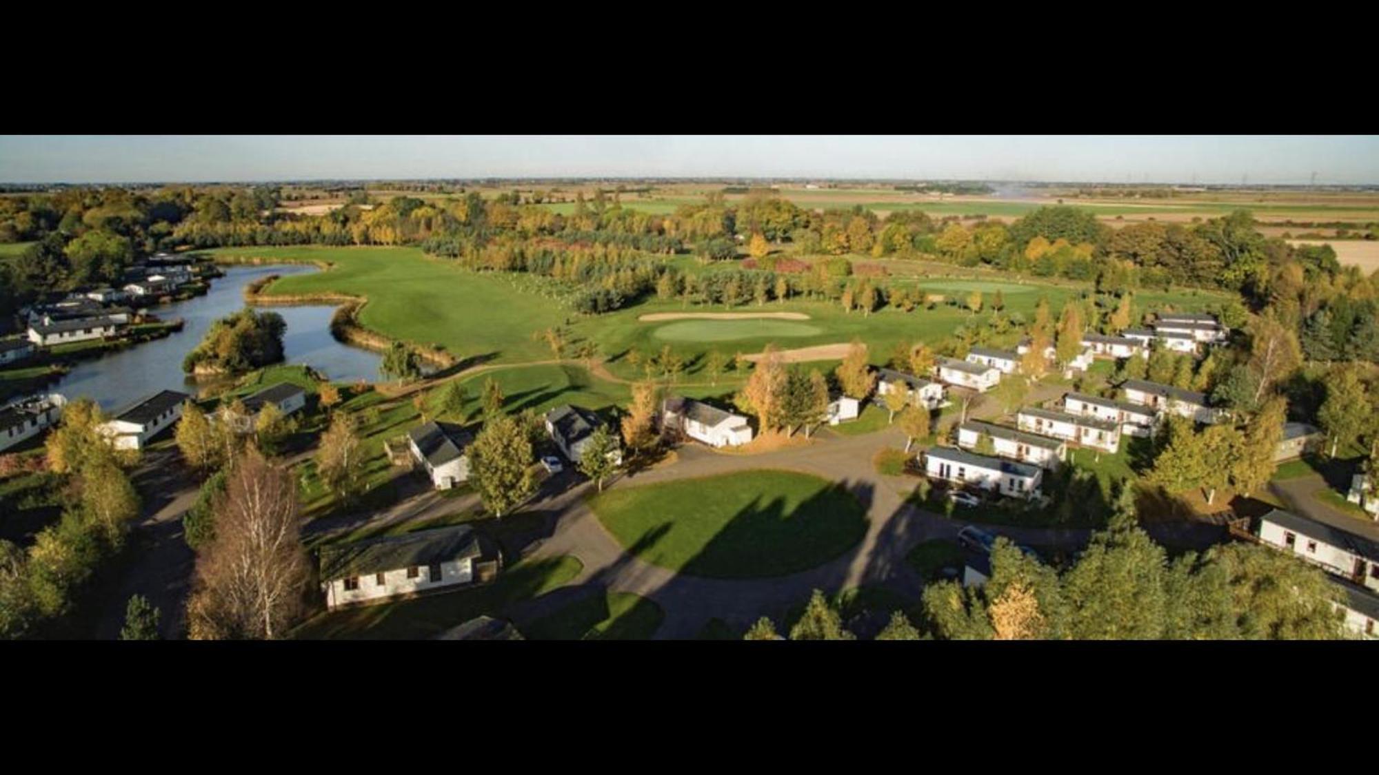 Bumblebee Lodge Tydd St. Giles Buitenkant foto